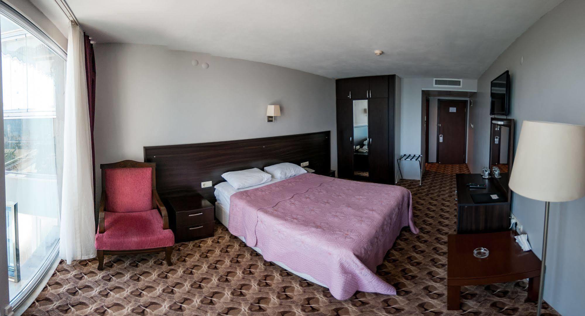 Sinop Mola Hotel Buitenkant foto